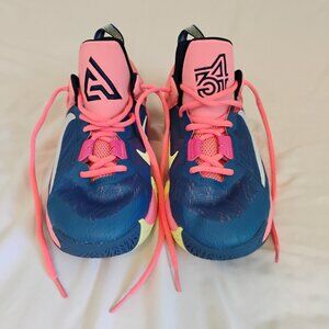 Nike Giannis Immortality 2 Athletic Basketball Sneakers colorful men Y 6.5/EU 39